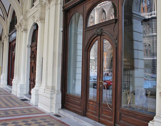 real-estate-Real Estate-1373-sweet-office-in-the-heart-of-vienna