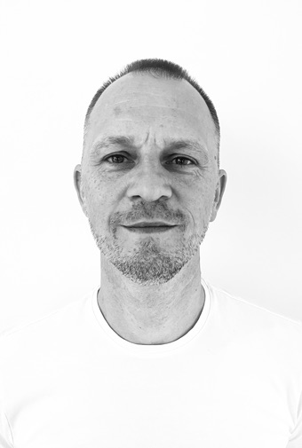 person-klujber-laszlo-business-card