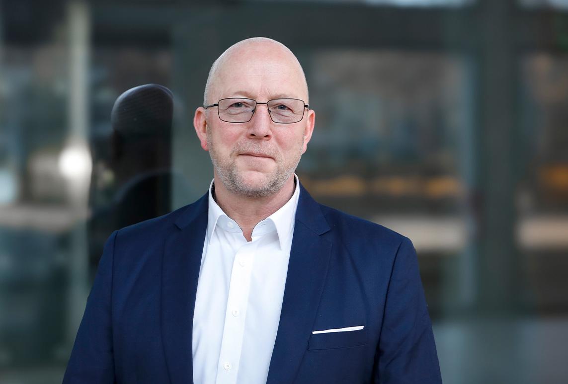 person-jens-muenzer-visitenkarte