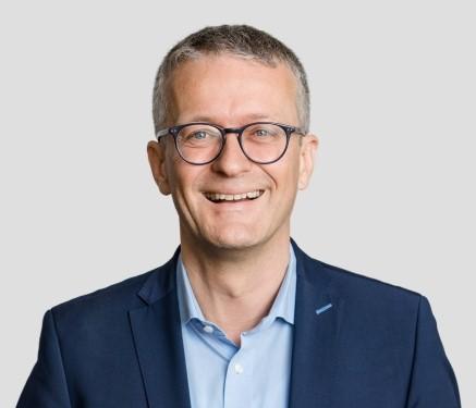 person-mag-juergen-peter-cva-visitenkarte